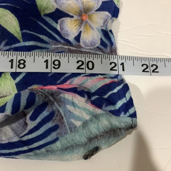 AEO top - Picture 10 of 13